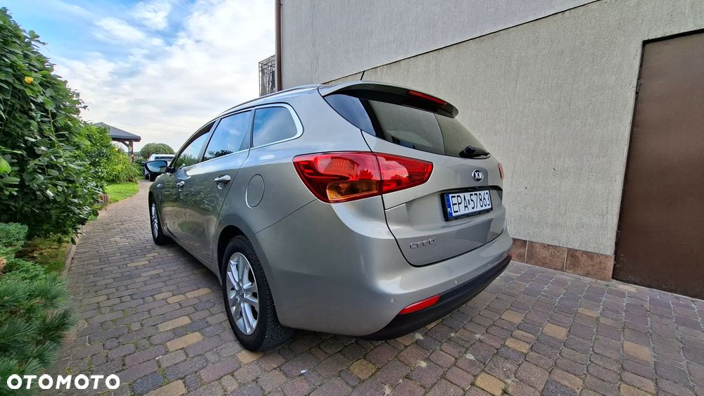 Kia Ceed 2014 photo 4