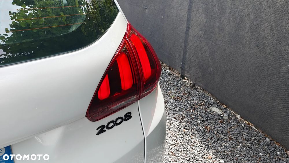Peugeot 2008 PureTech 110 Stop&Start Business-Line - 35
