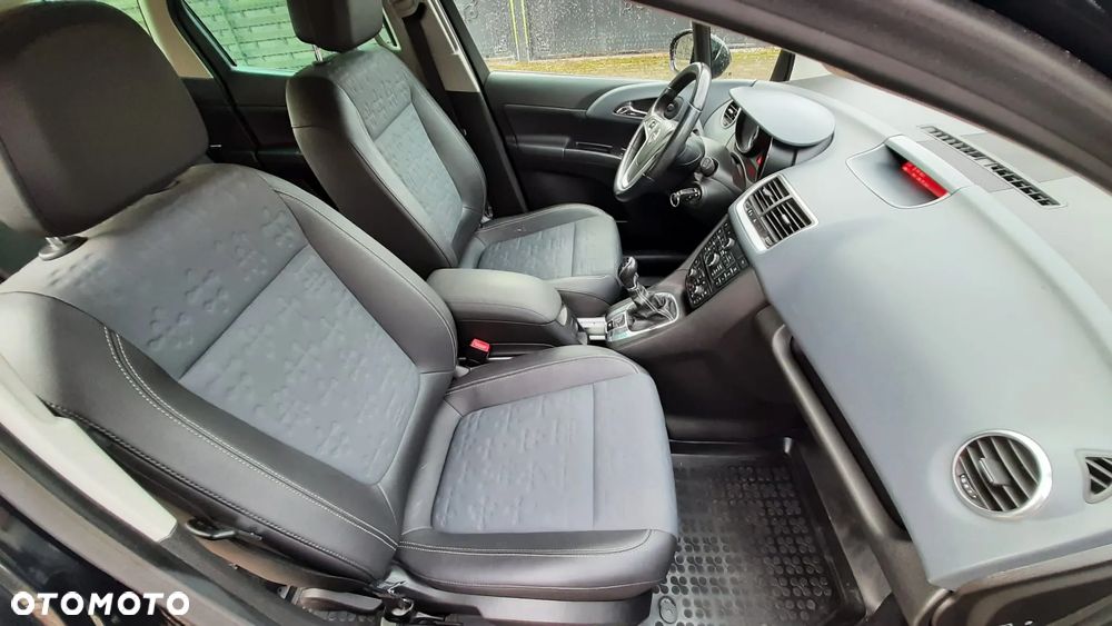 Opel Meriva 1.4 T Cosmo S&S - 9