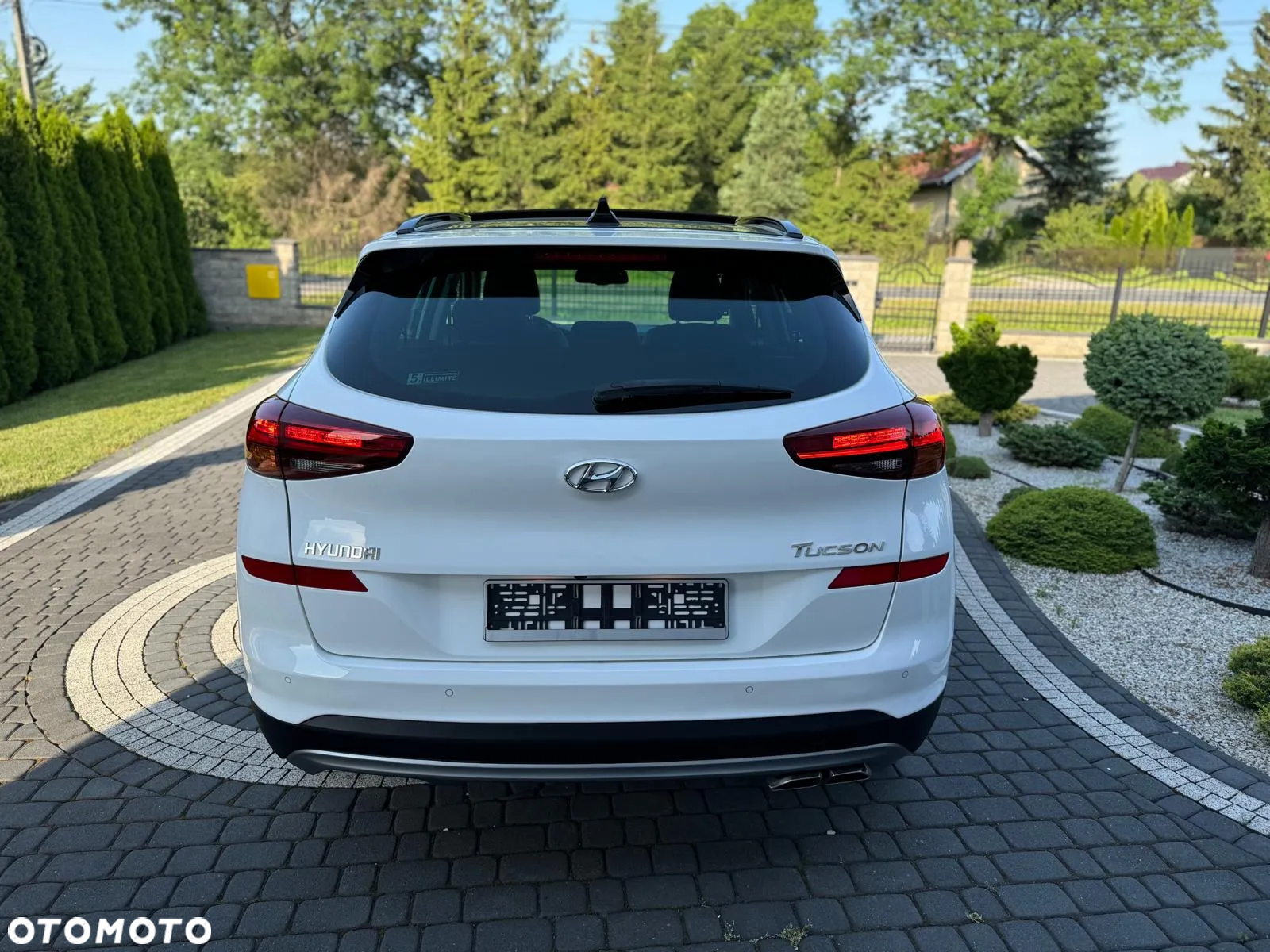 Hyundai Tucson - 2