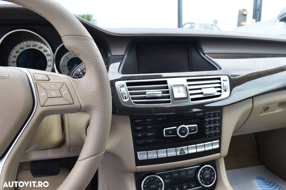 Mercedes-Benz CLS - 9
