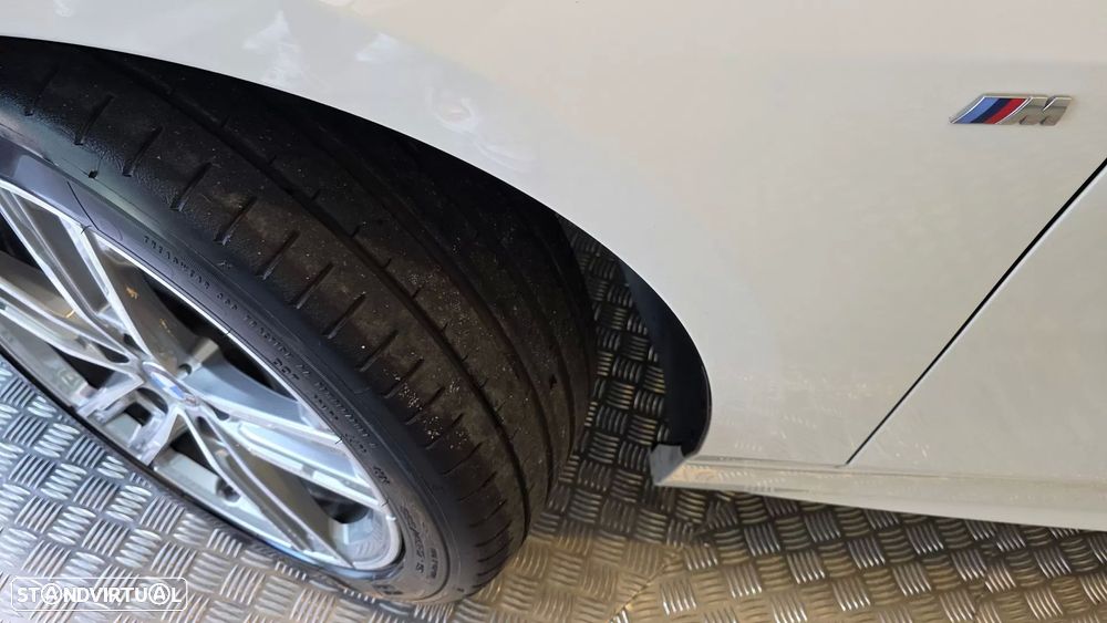 BMW 116 d Pack Desportivo M - 32