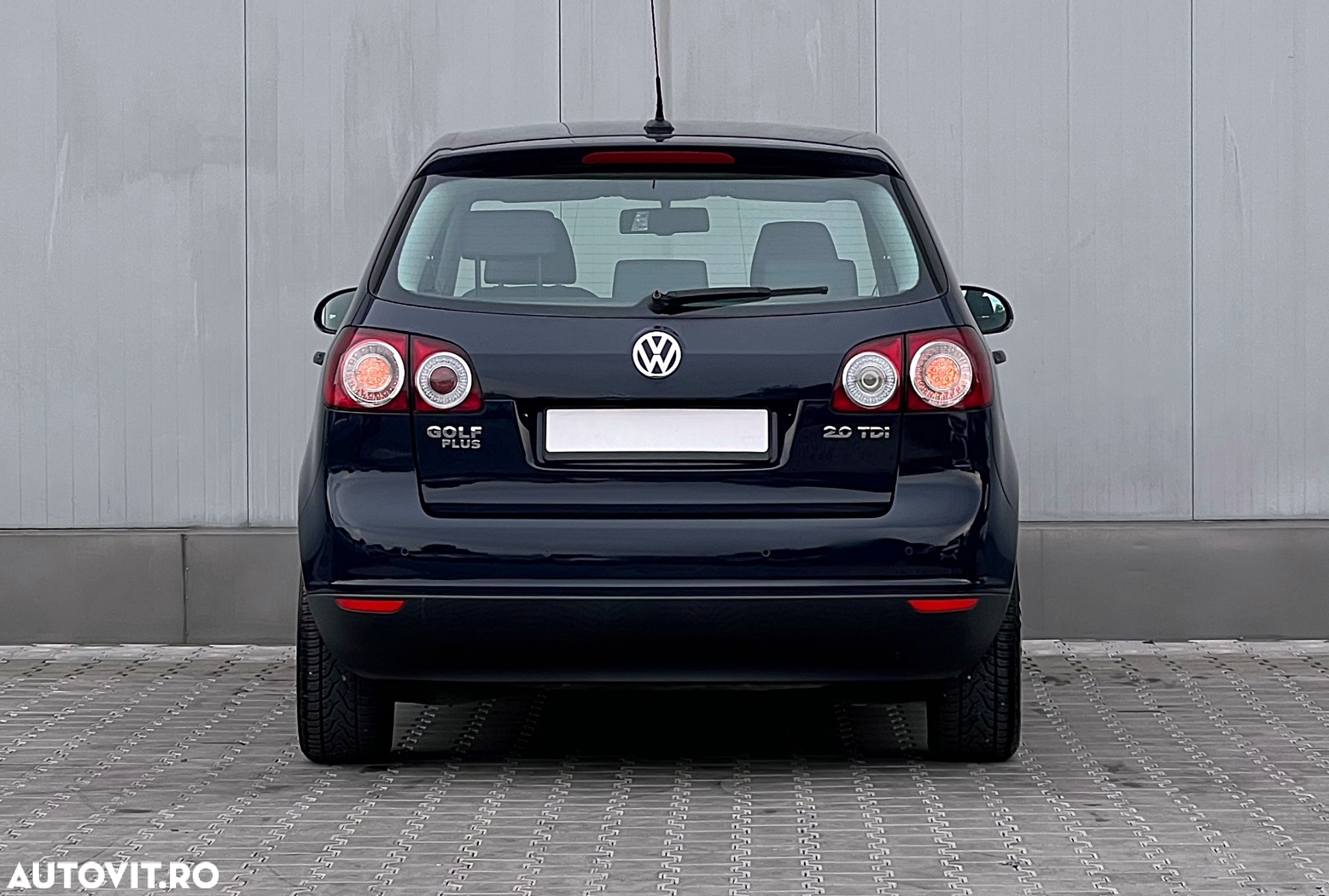 Volkswagen Golf Plus 2.0 TDI Comfortline DPF DSG - 12