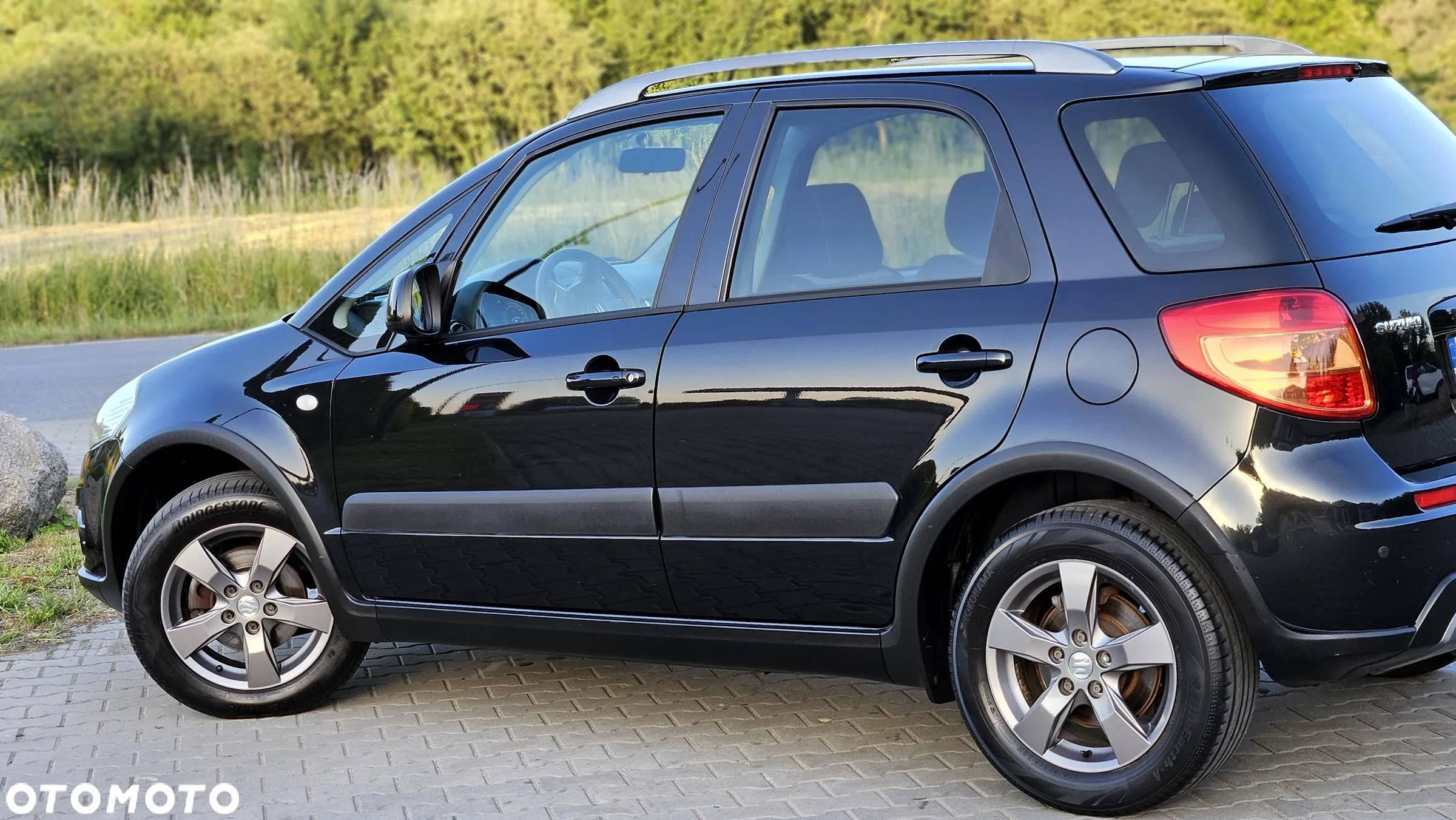 Suzuki SX4 1.6 Premium - 19