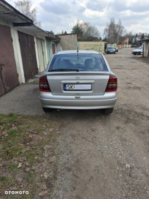 Opel Astra - 4