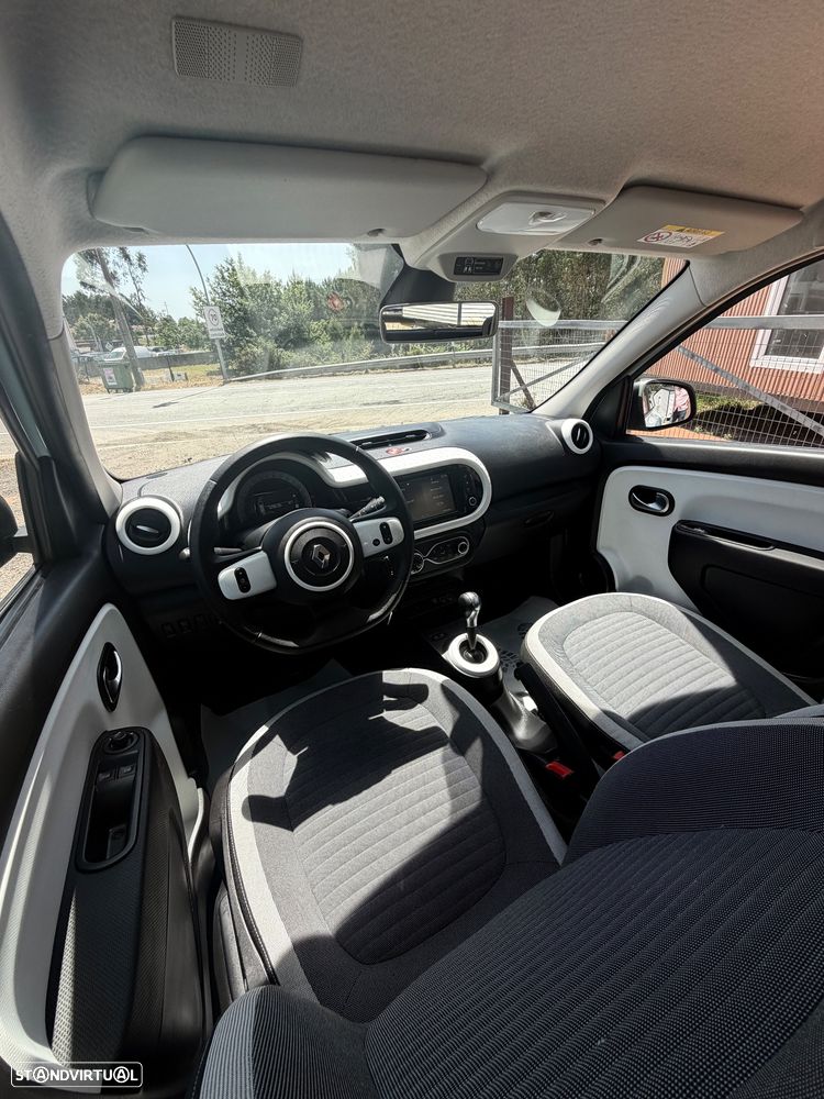 Renault Twingo E-Tech. 22 Techno - 11