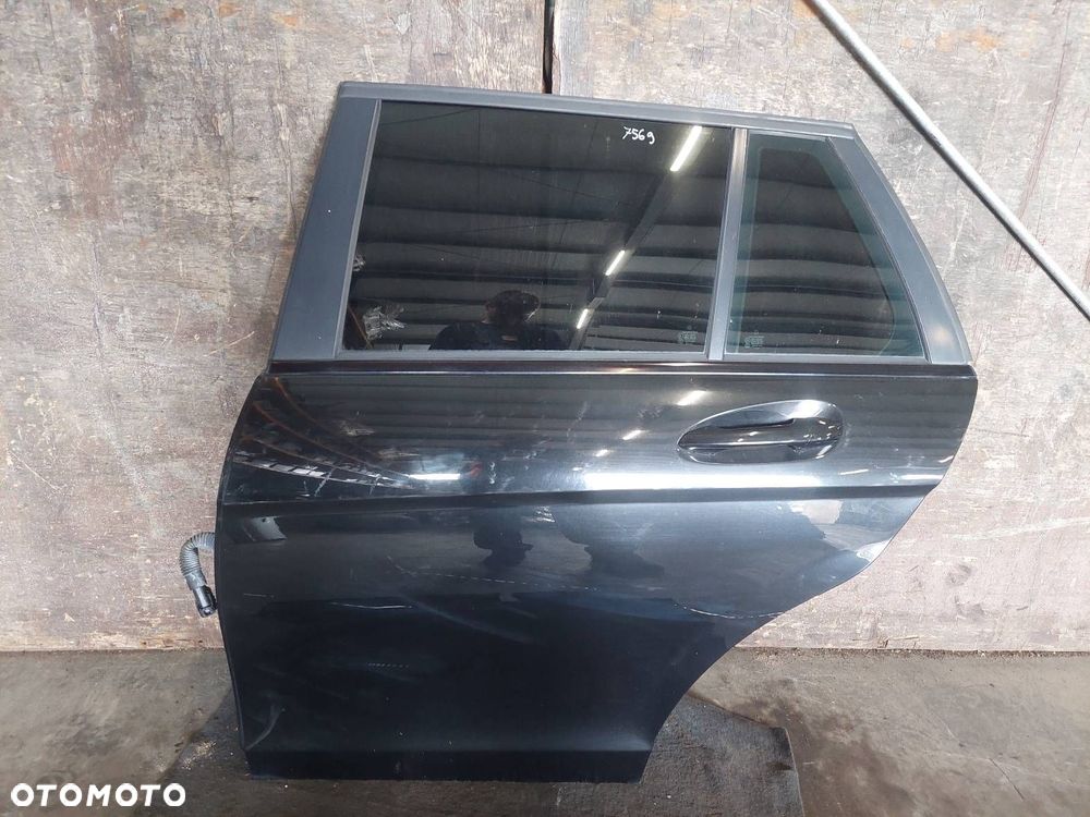 DRZWI KOMPLETNE LEWY TYŁ MERCEDES-BENZ W204 C KLASA KOMBI 197 ID235027 - 1