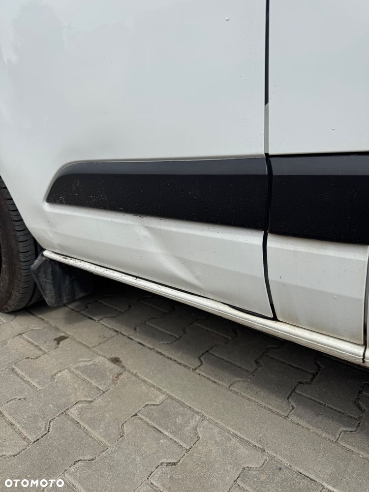 Ford Transit Custom - 11