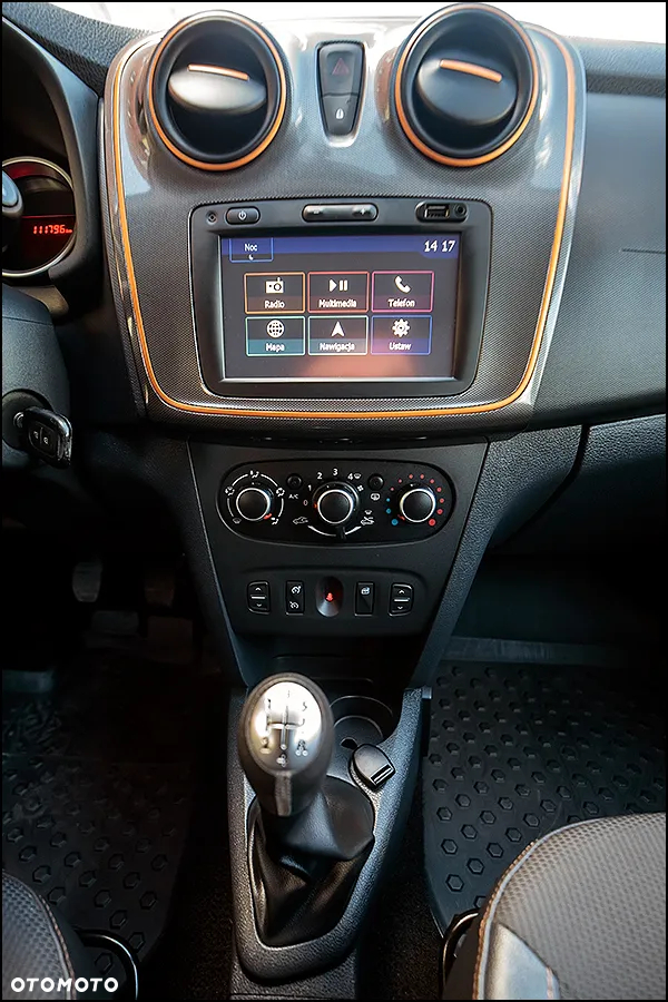Dacia Sandero Stepway TCe 90 S&S Prestige - 24
