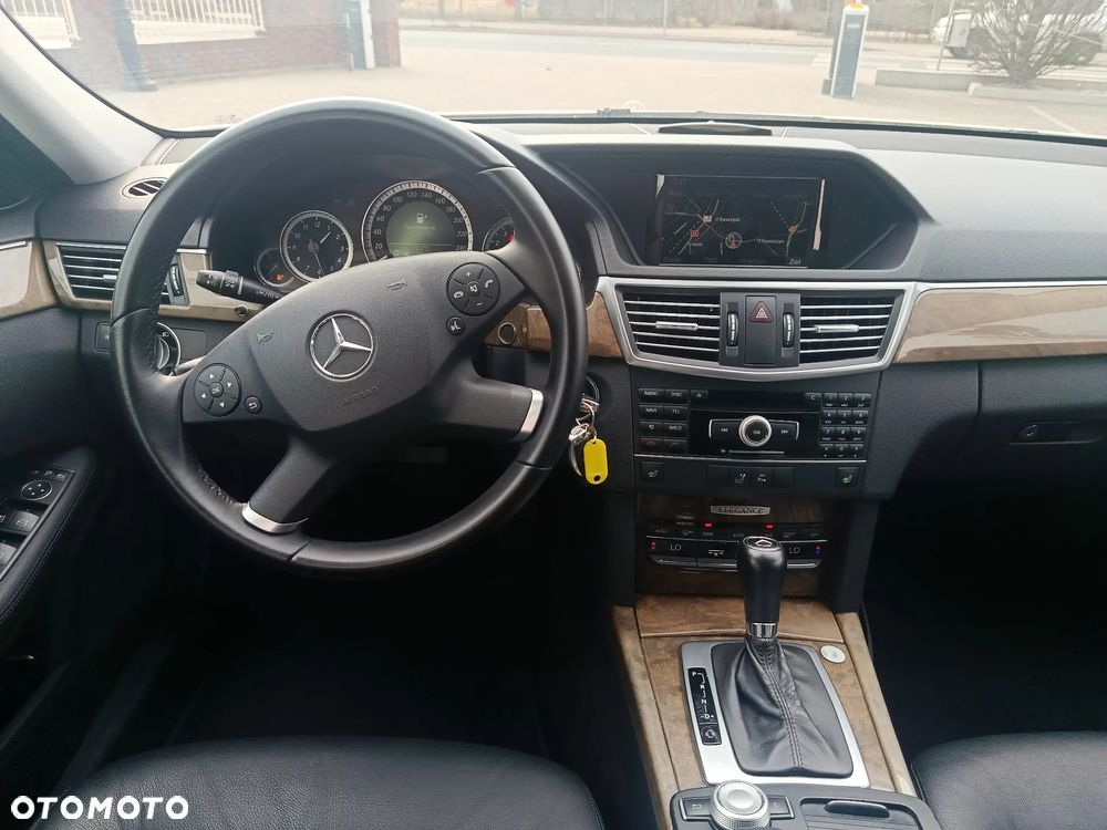 Mercedes-Benz Klasa E - 30