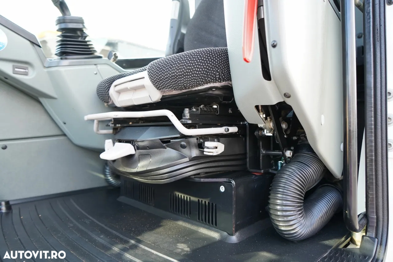 Liebherr 910 COMPACT LITRONIC / EXCAVATOR PE ROȚI / AER CONDIȚIONAT / CAMERĂ / ANUL 2020 / CONTRACT DE SERVICE POST-SERVICE - 26