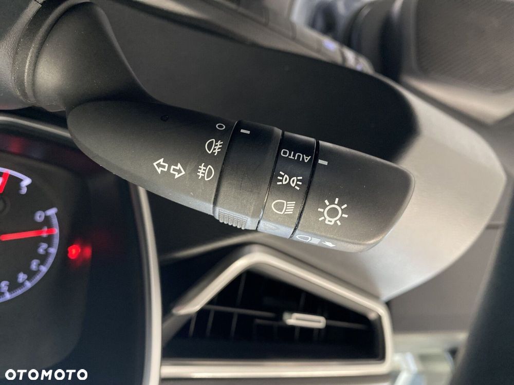 Toyota Corolla - 26