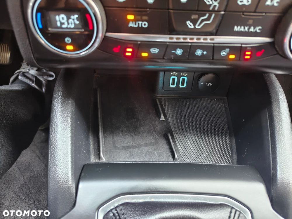 Ford Focus 1.0 EcoBoost mHEV Connected - 19