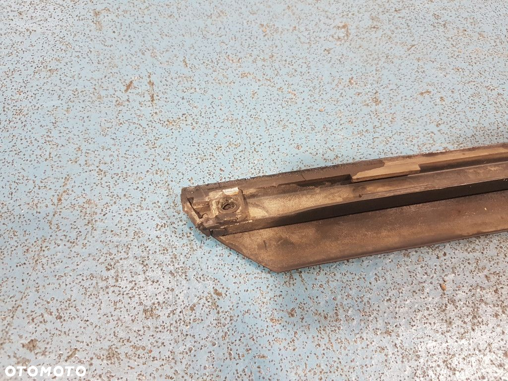 AUDI A4 B5 KOMBI LISTWA DOLNA DRZWI TYŁ LEWA - 6