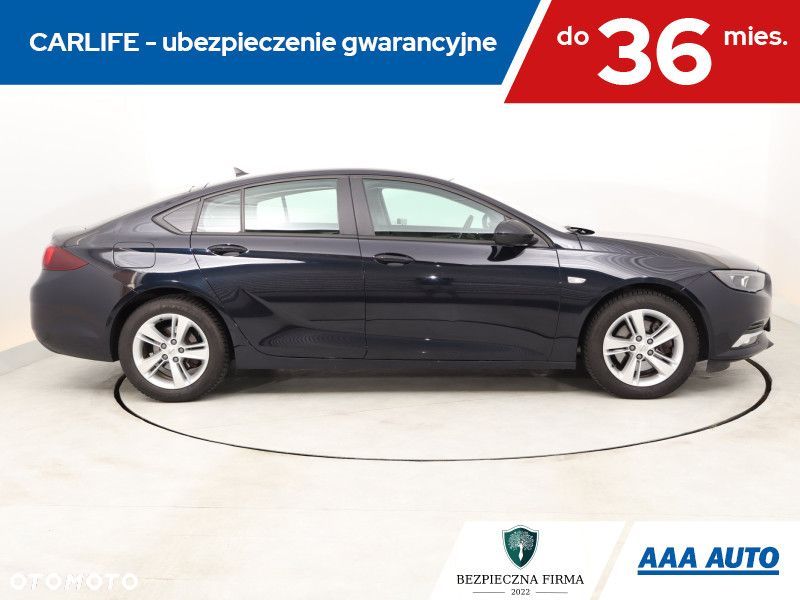 Opel Insignia - 8