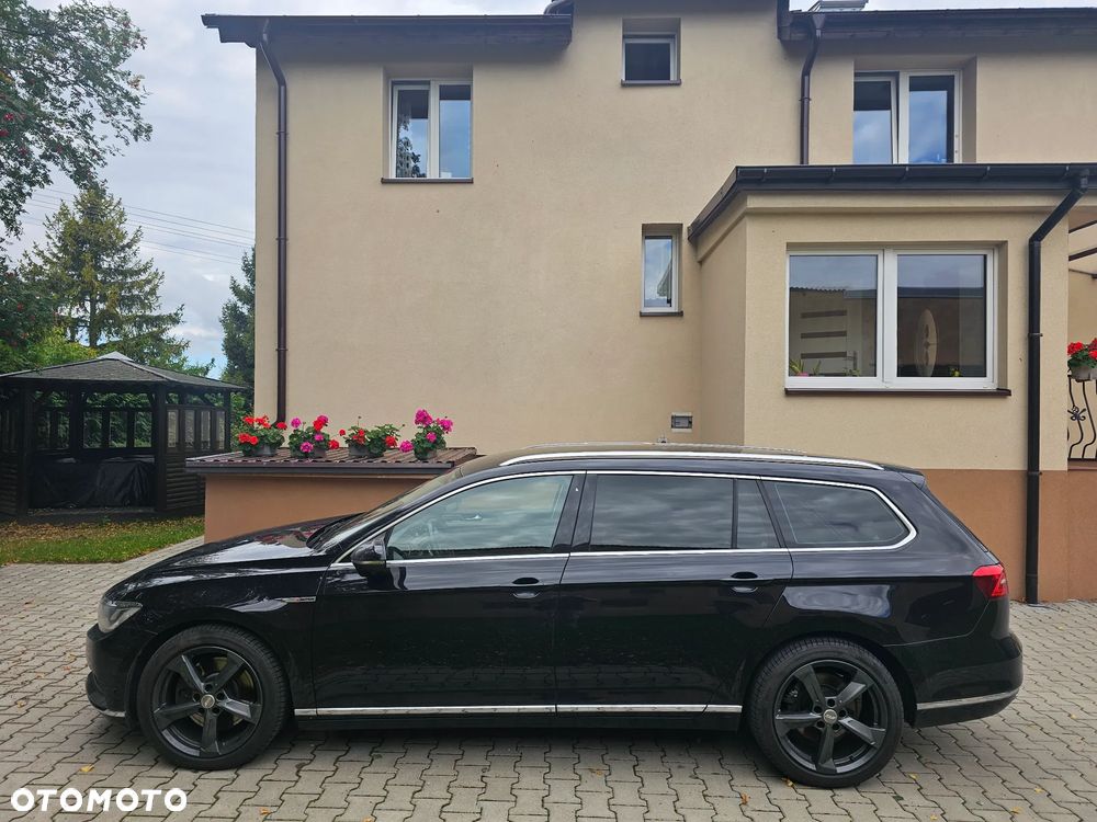 Volkswagen Passat - 14
