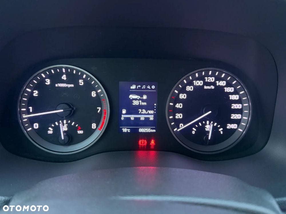 Hyundai Tucson 1.6 GDI BlueDrive Comfort 2WD - 21