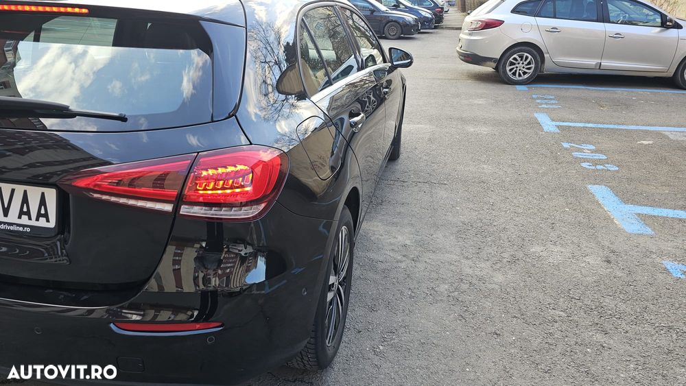 Mercedes-Benz A 250 e 8G-DCT - 17