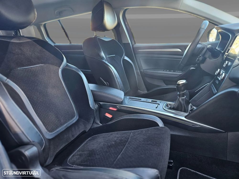 Renault Mégane Sport Tourer 1.6 dCi Intens - 24