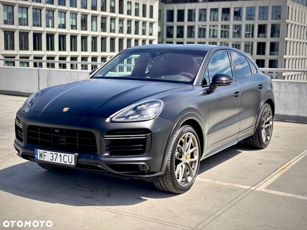 Porsche Cayenne - 2
