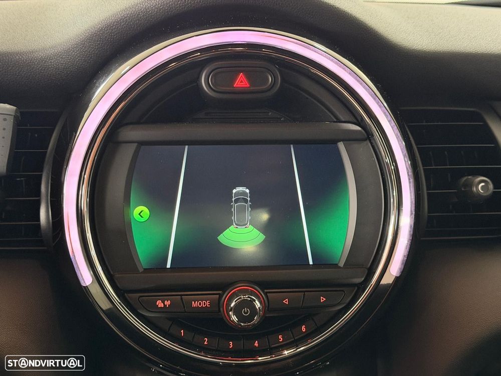 MINI 5 Portas Cooper D - 11