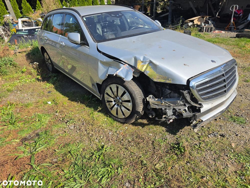 Mercedes-Benz Klasa E - 5