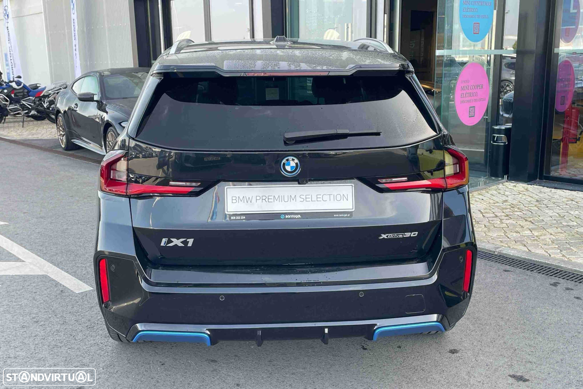 BMW iX1 - 4