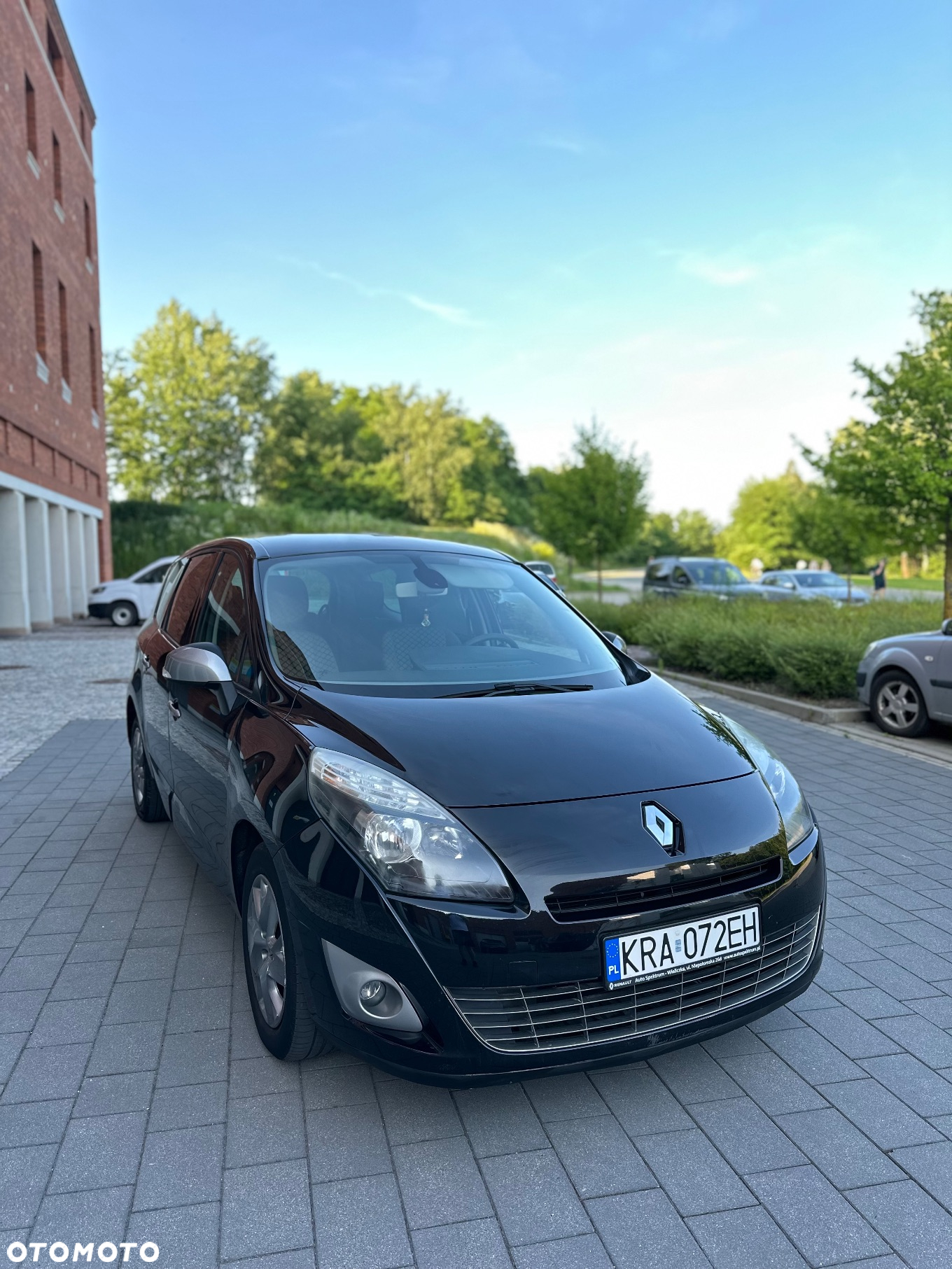Renault Scenic 1.6 16V 110 TomTom Edition - 8