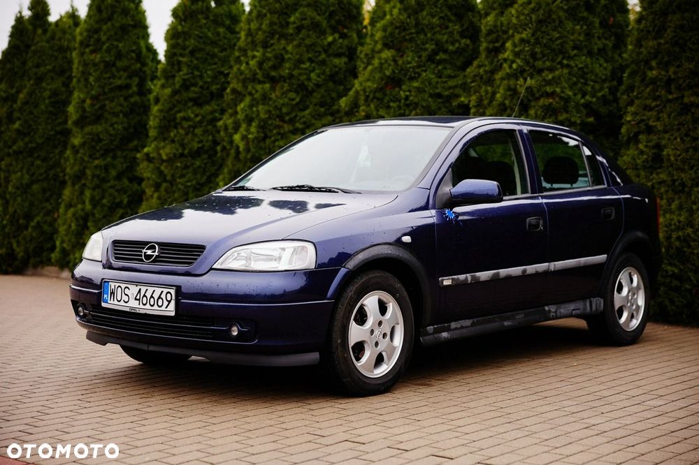 Opel Astra 1.6 - 12