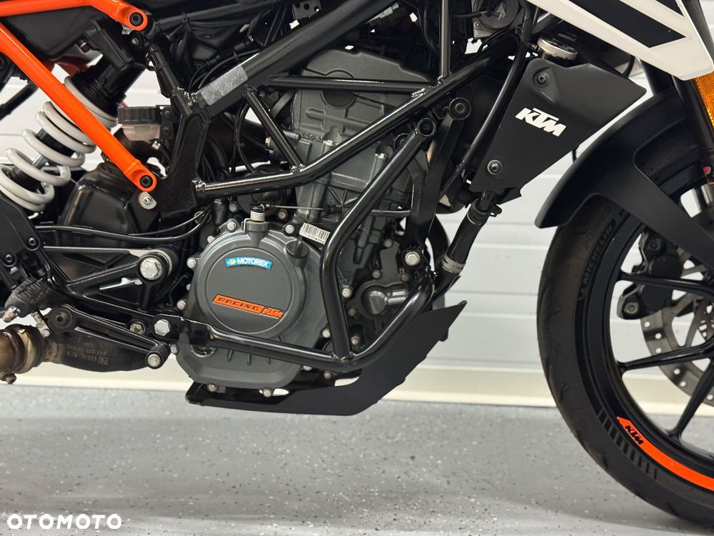 KTM Duke - 12