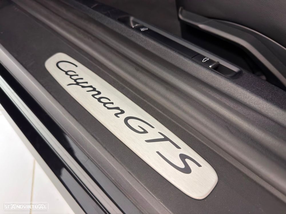 Porsche 718 Cayman 2.5 GTS PDK - 28
