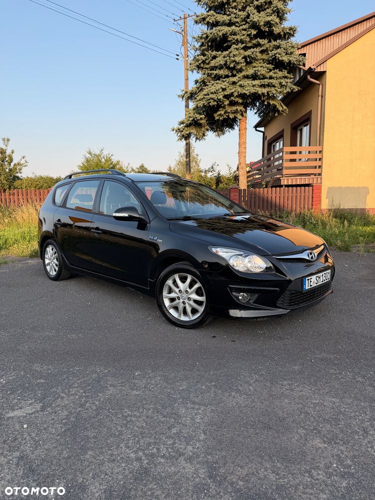 Hyundai i30 i30cw 1.4 blue Comfort - 12