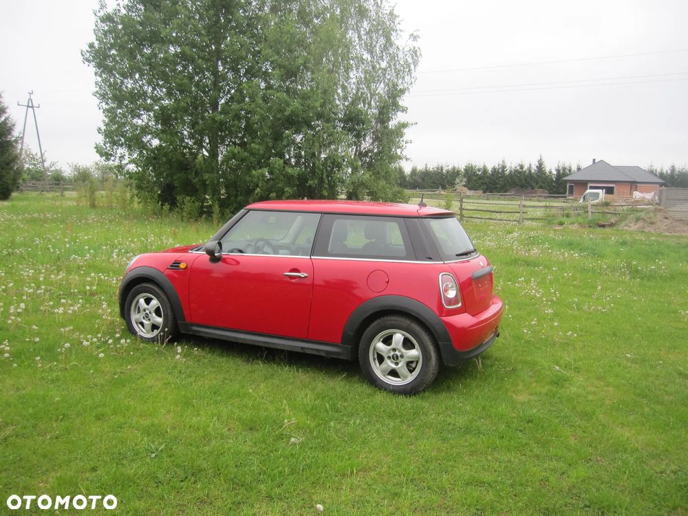 MINI Cooper 50 Mayfair - 13