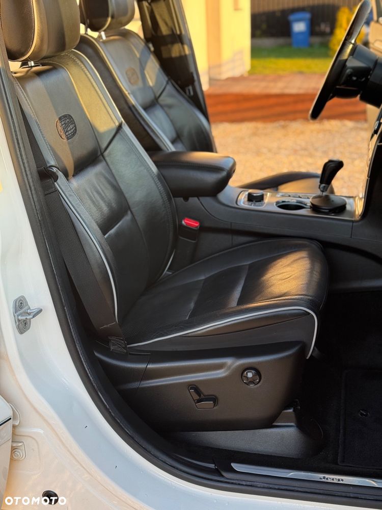 Jeep Grand Cherokee 3.0I CRD Overland Summit - 24