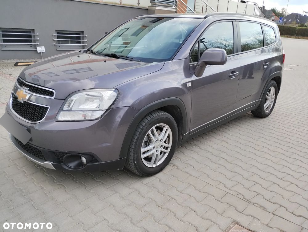Chevrolet Orlando - 12