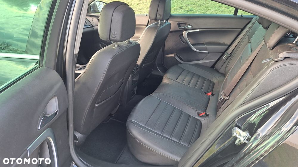 Opel Insignia 2.0 CDTI - 18