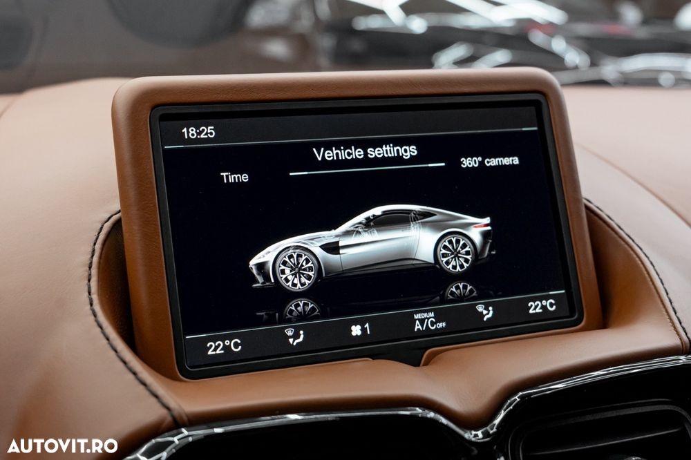 Aston Martin V8 Vantage Standard - 36