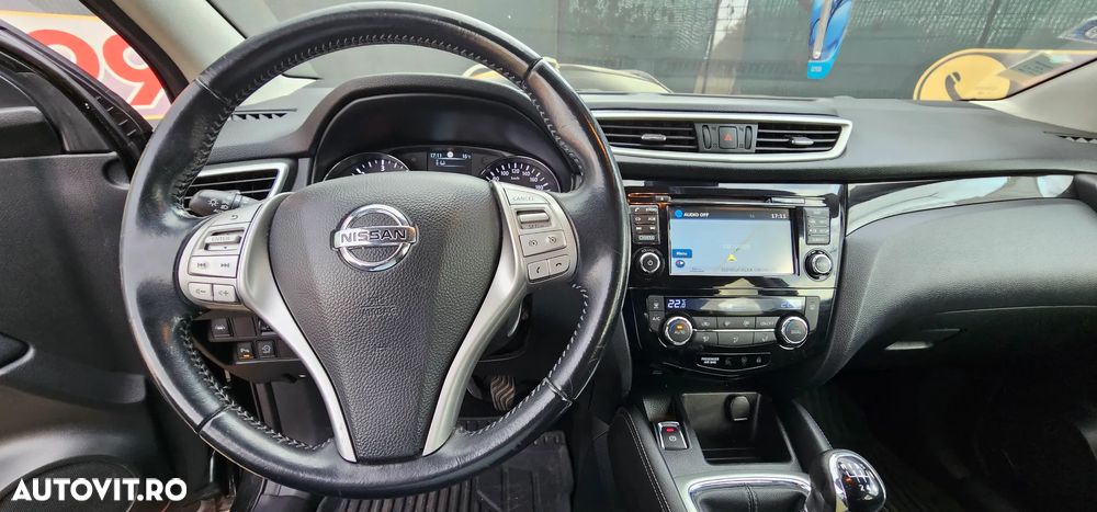 Nissan Qashqai 1.5 DCI Start/Stop Tekna - 12
