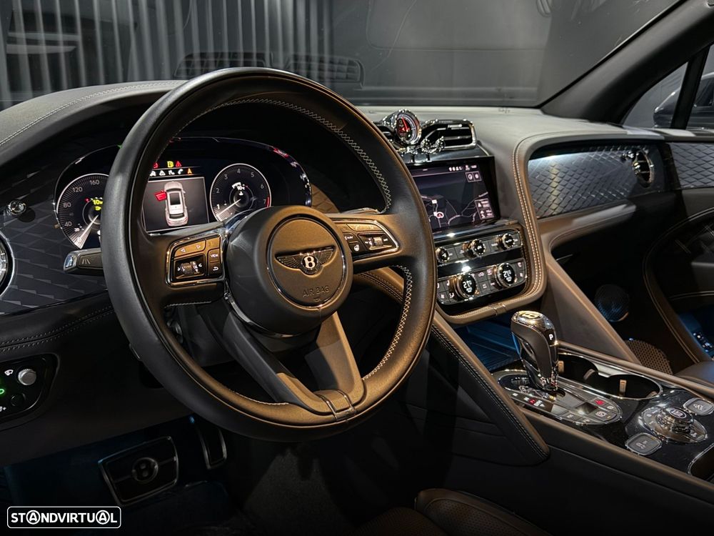 Bentley Bentayga V8 S Black Edition - 17