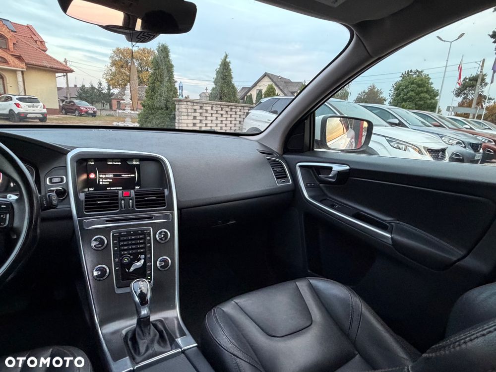 Volvo XC 60 - 16