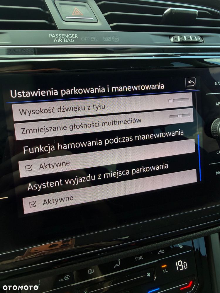 Volkswagen Touran 1.5 TSI EVO Comfortline Plus DSG - 40
