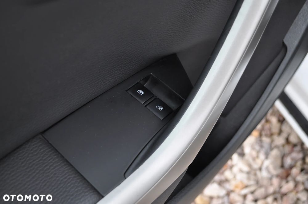 Opel Astra 1.4 Turbo Sports Tourer 150 Jahre - 19