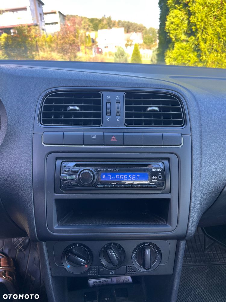 Volkswagen Polo - 5