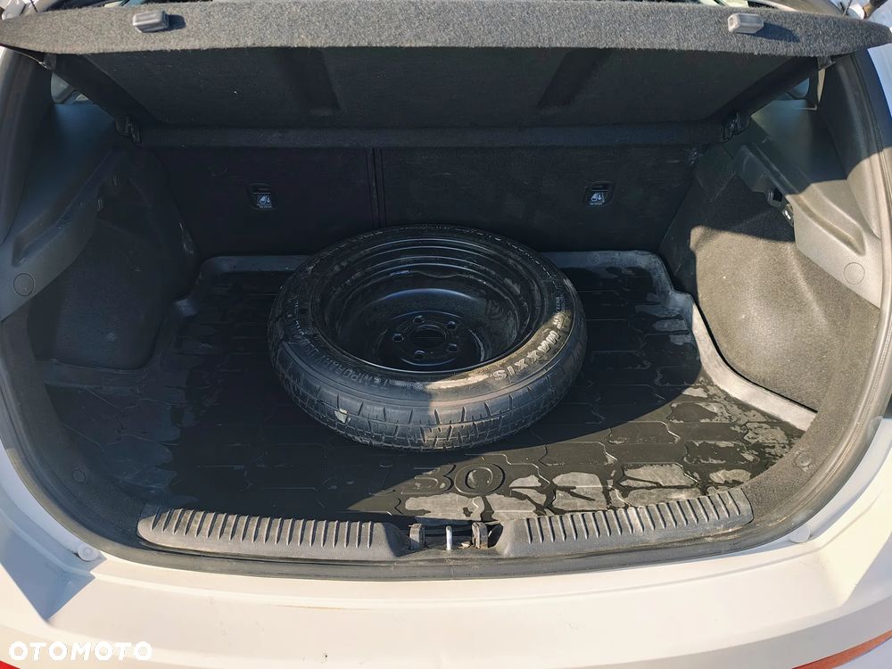 Hyundai i30 - 27