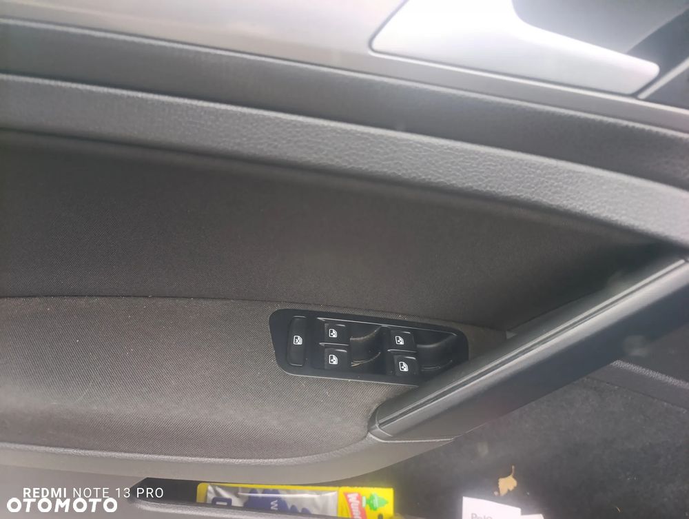 Volkswagen Golf 1.6 TDI BlueMotion Trendline - 28