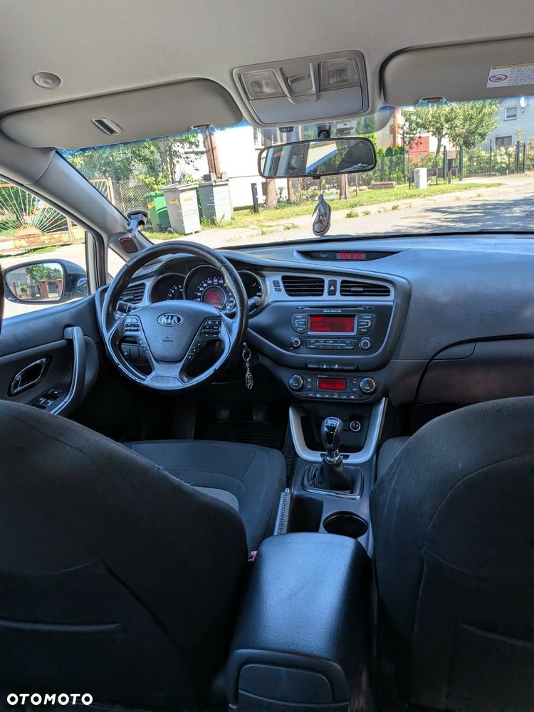 Kia Ceed - 5