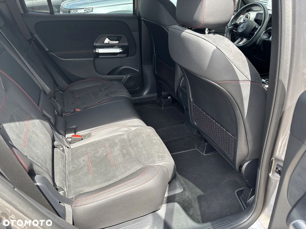 Mercedes-Benz GLB 200 d 8G-DCT - 16