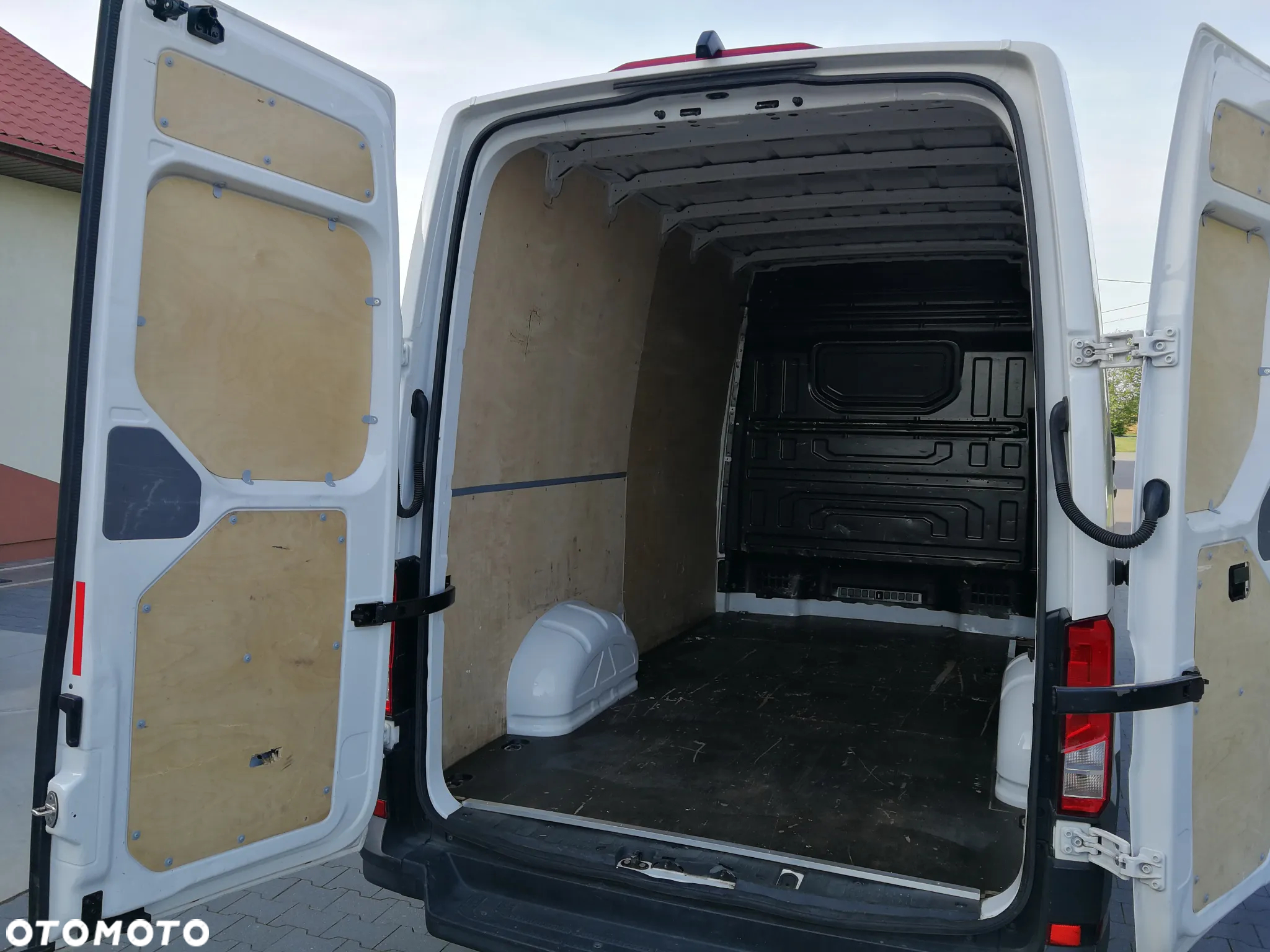 Volkswagen Crafter - 9
