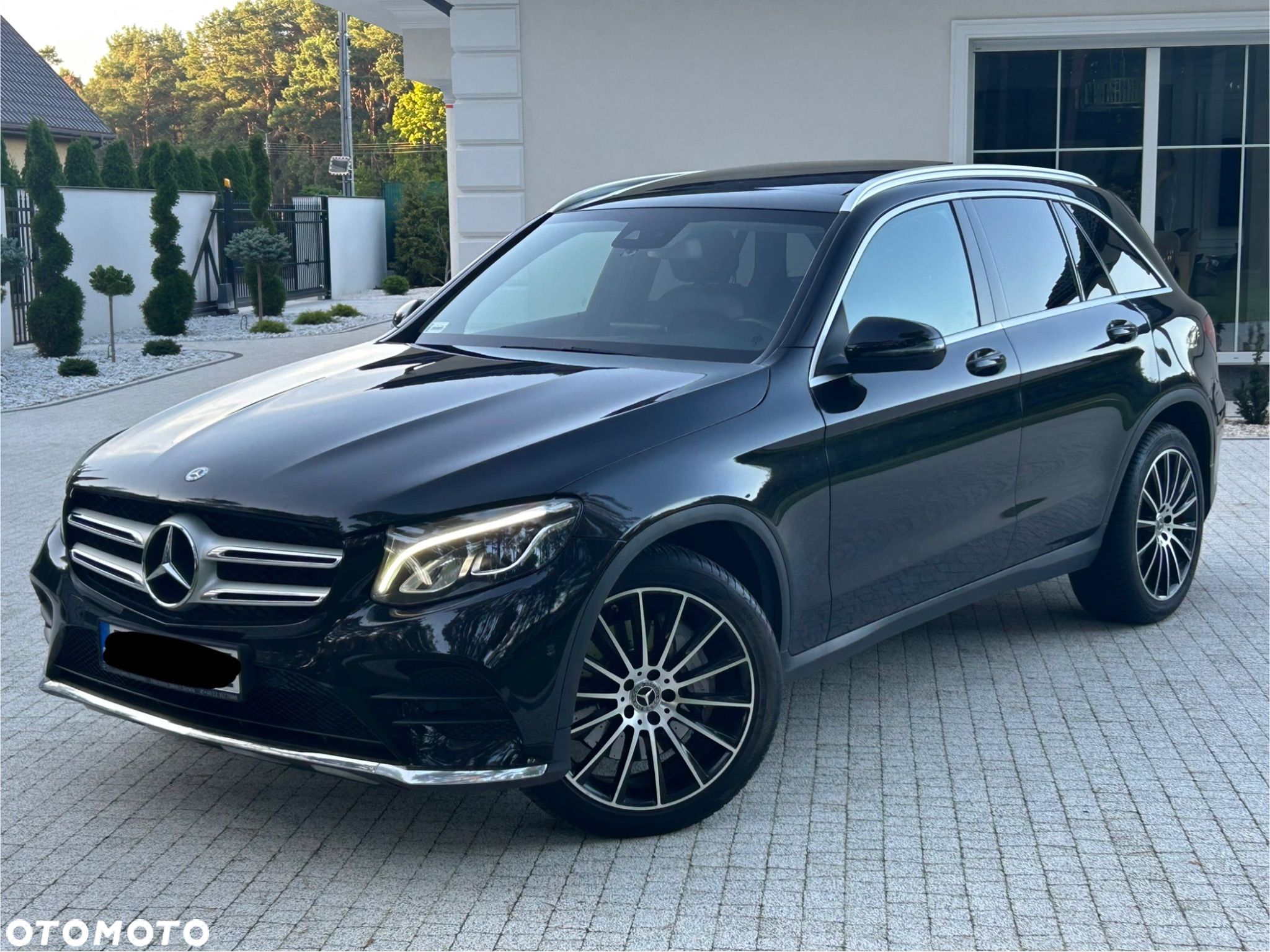 Mercedes-Benz GLC - 1