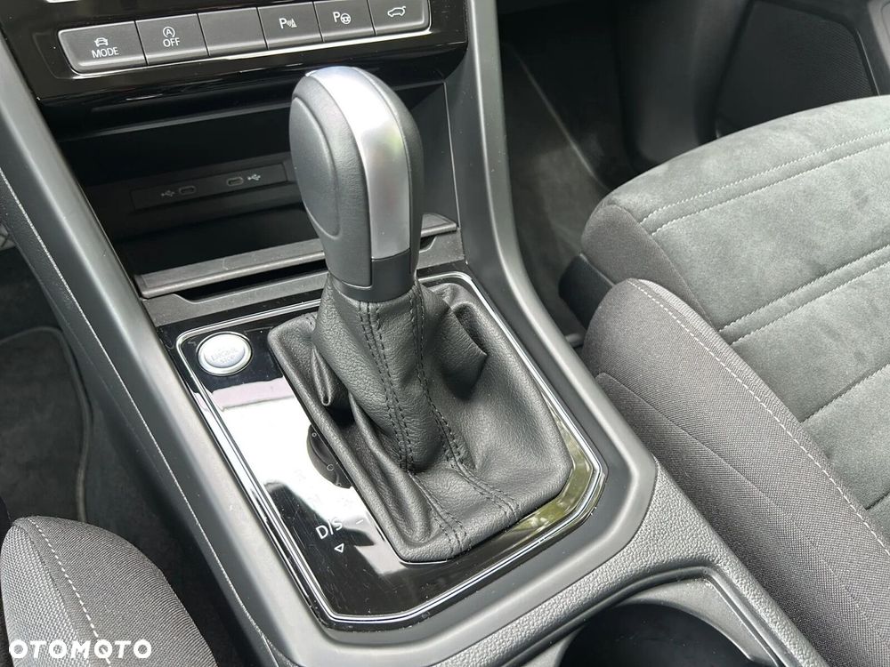 Volkswagen Touran 1.5 TSI EVO Highline DSG - 26